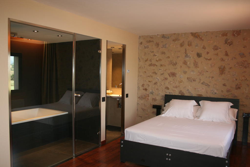 Hotel Mas Oliveres Pla De Palau Llers ภายนอก รูปภาพ